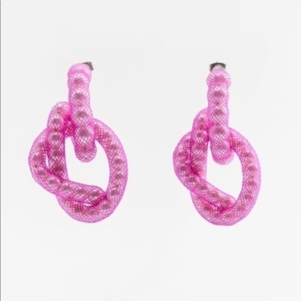 Zara : Fuchsia Pearl Mesh Earrings | NWT 💗